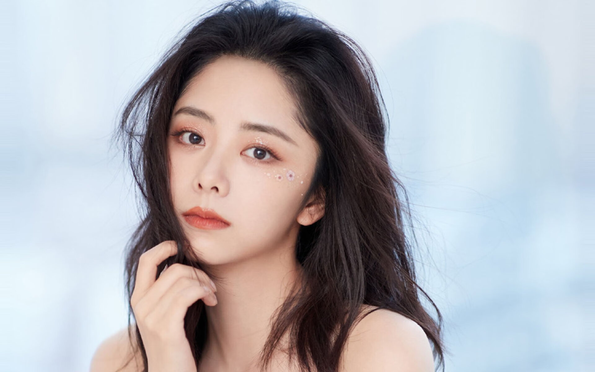 开云体育平台-凯尔·查默斯突破自我刷新纪录，查尔斯默里