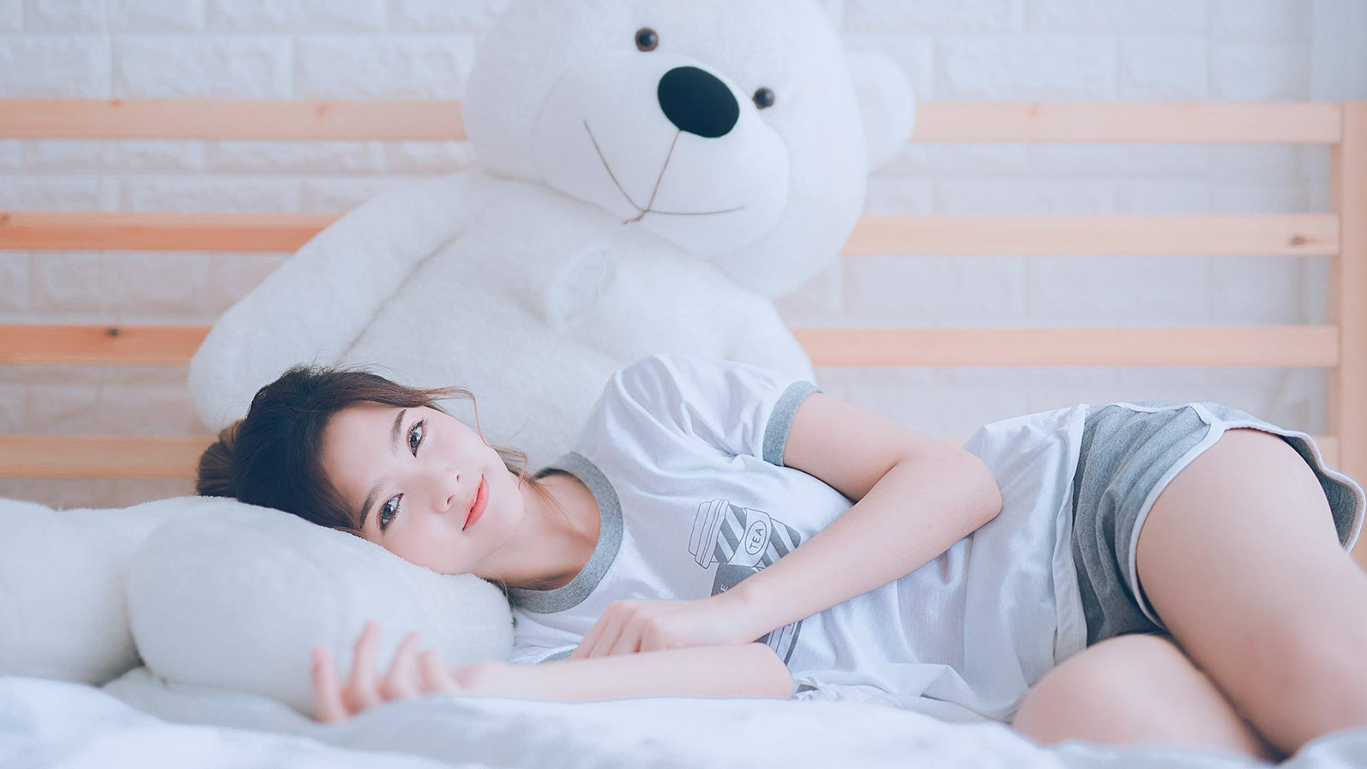 开云体育官网在线-老鹰重点培养新秀后场轮换焕发活力，老鹰的新秀